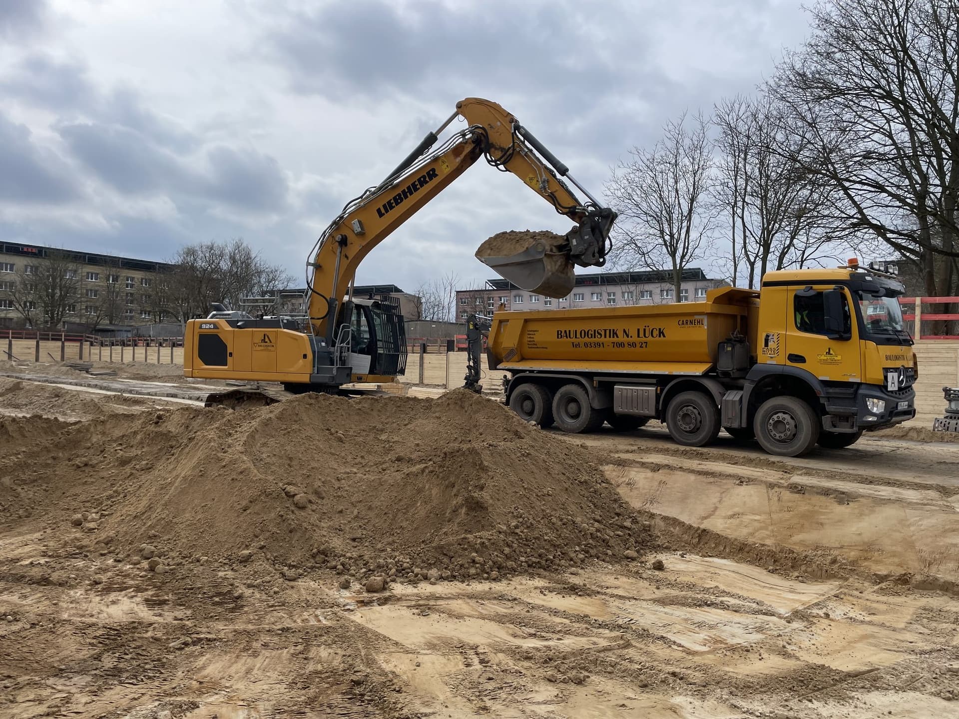 Erdbau und Bodenbewegung – Baulogistik Lück Brandenburg